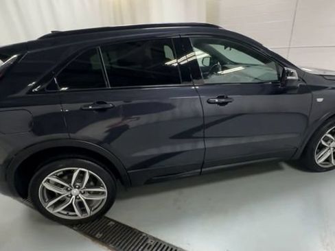 Used 2023 Cadillac XT4 Sport AWD/4WD image 9