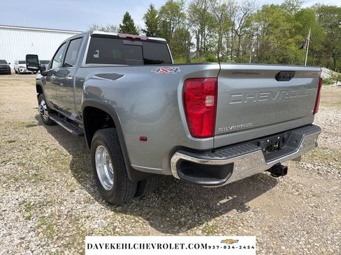 Used 2024 Chevrolet Silverado 3500 LTZ w/ LTZ Plus Package AWD/4WD image 3