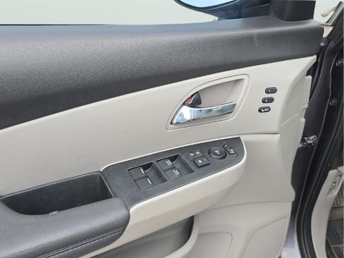 Used 2015 Honda Odyssey Touring image 10