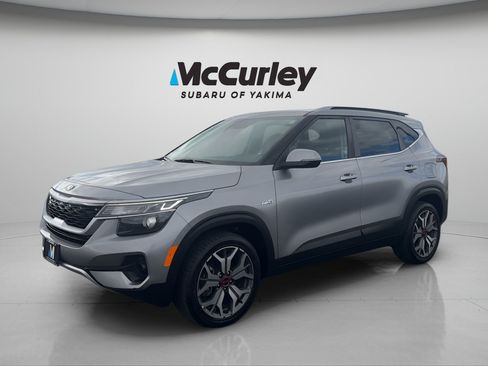 Used 2021 Kia Seltos S AWD/4WD image 1