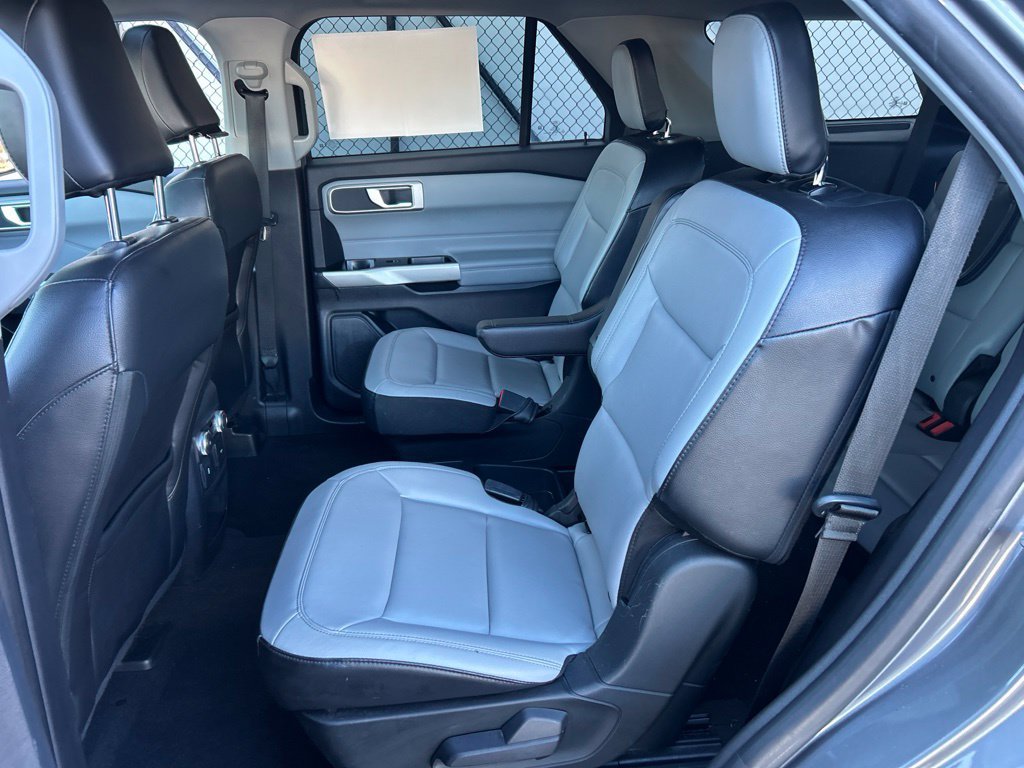 Used 2021 Ford Explorer XLT w/ Equipment Group 202A AWD/4WD image 24