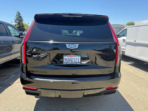 Used 2023 Cadillac Escalade Sport w/ LPO, ONYX Package AWD/4WD image 5