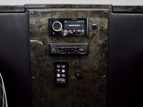 Used 2019 Mercedes-Benz Sprinter 144 image 94