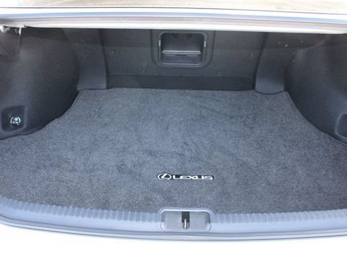 Certified 2025 Lexus ES 300h w/ Premium Package FWD image 8