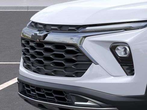 New 2026 Chevrolet TrailBlazer ACTIV w/ Driver Confidence Package FWD image 14