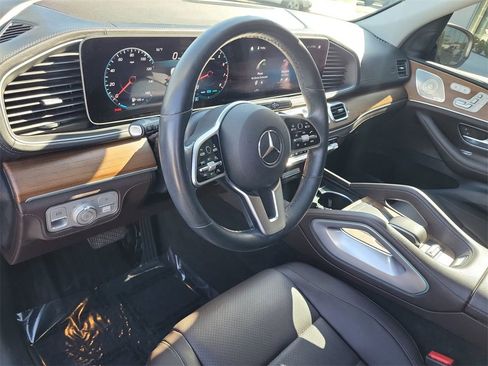 Used 2022 Mercedes-Benz GLS 450 4MATIC image 25