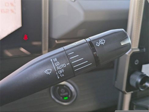 New 2025 GMC Hummer EV 2X image 32