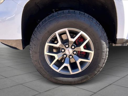 Used 2021 GMC Canyon AT4 w/ Trailering Package image 11