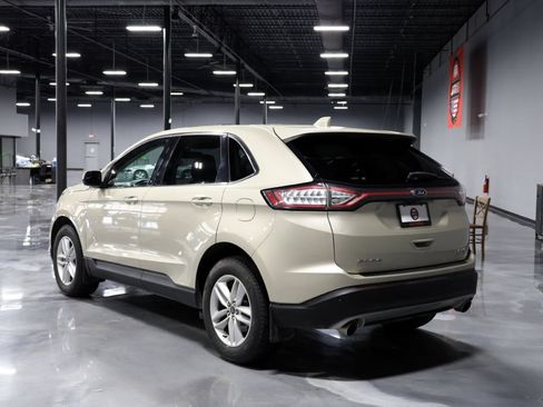 Used 2018 Ford Edge SEL w/ Equipment Group 201A AWD/4WD image 5