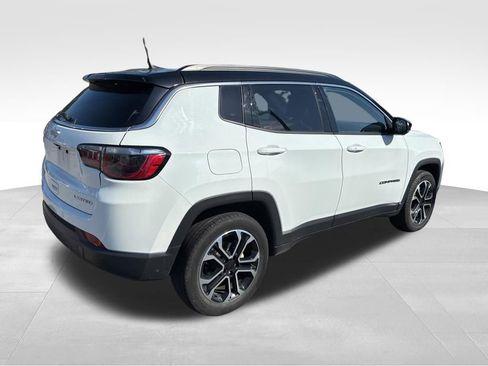 Used 2024 Jeep Compass Limited image 5