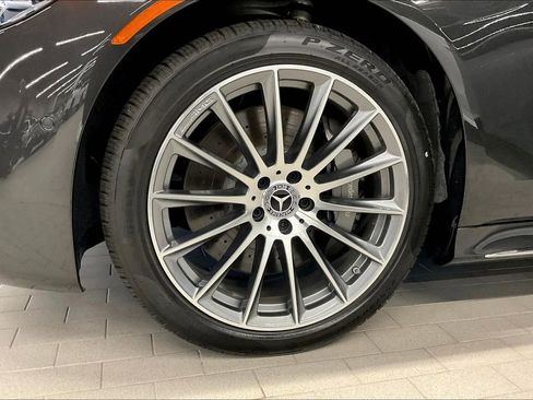 New 2025 Mercedes-Benz S 580e S 580e image 11