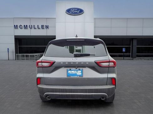 Certified 2025 Ford Escape ST-Line FWD image 4
