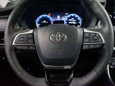 New 2026 Toyota Grand Highlander Platinum image 12