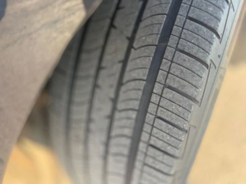 Used 2014 Chevrolet Cruze LT image 20