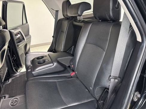 Used 2017 Toyota 4Runner Limited image 27