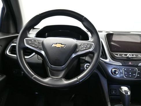 Used 2018 Chevrolet Equinox Premier image 24