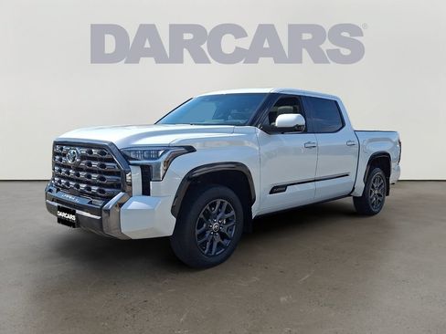 Used 2023 Toyota Tundra Platinum AWD/4WD image 3