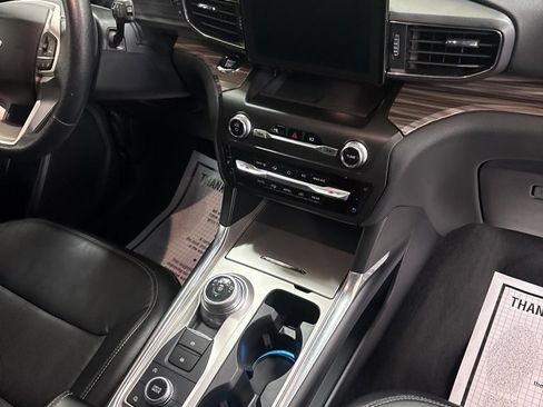 Used 2020 Ford Explorer Limited w/ Class III Trailer Tow Package image 35