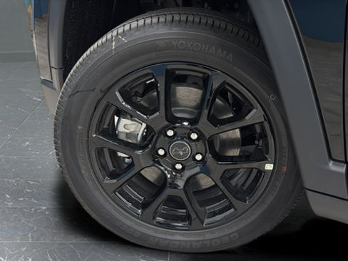 New 2026 Jeep Compass Latitude AWD/4WD image 34