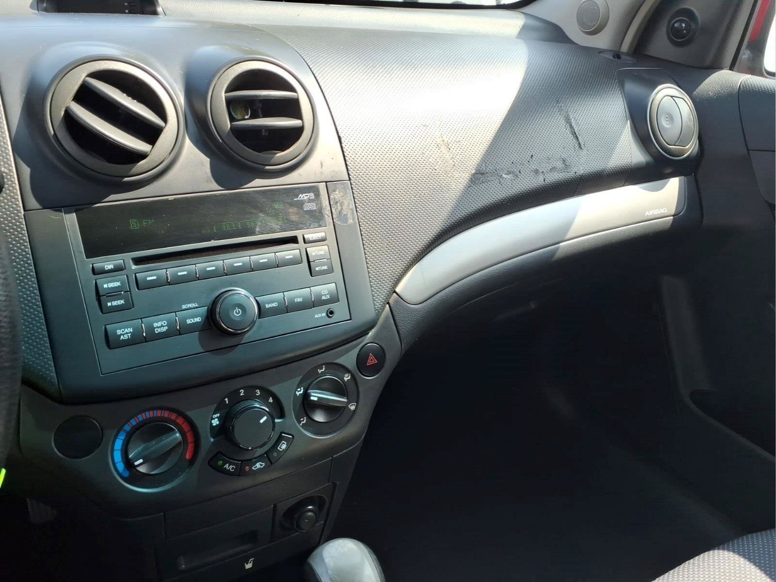 Used 2011 Chevrolet Aveo LT FWD image 45