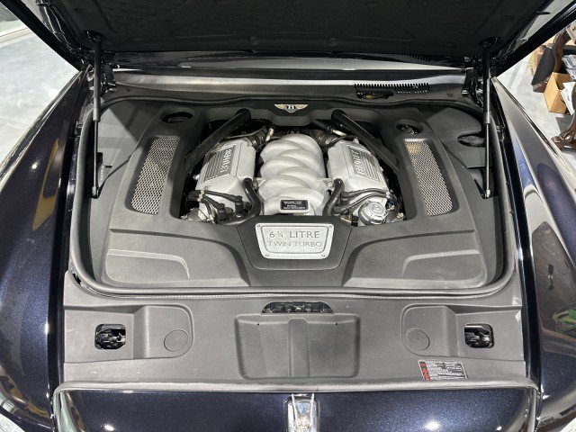 Used 2011 Bentley Mulsanne RWD image 26
