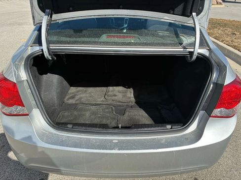 Used 2014 Chevrolet Cruze LT image 21