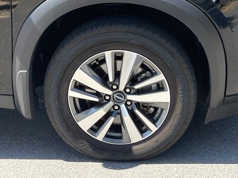 Used 2025 Nissan Pathfinder SL AWD/4WD image 33