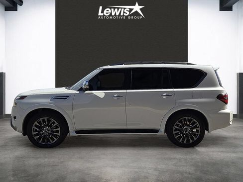 Used 2023 Nissan Armada Platinum w/ Captain's Chairs Package AWD/4WD image 2