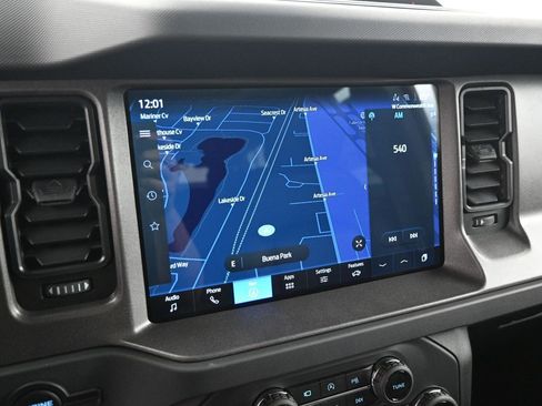 New 2025 Ford Bronco Badlands image 13