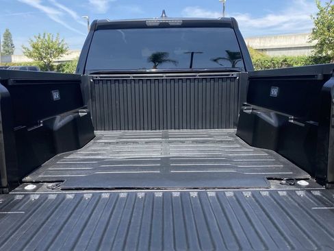 Certified 2025 Toyota Tacoma SR5 image 11