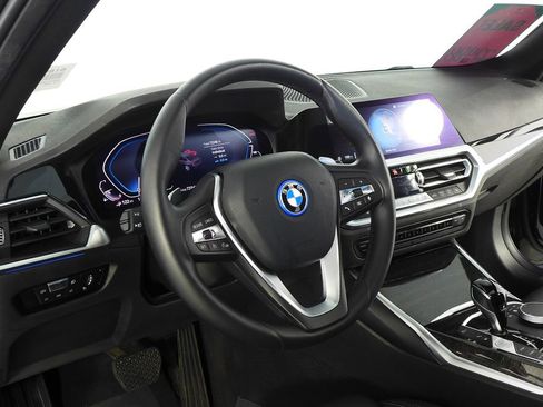 Used 2022 BMW 330e w/ Driving Assistance Package image 28