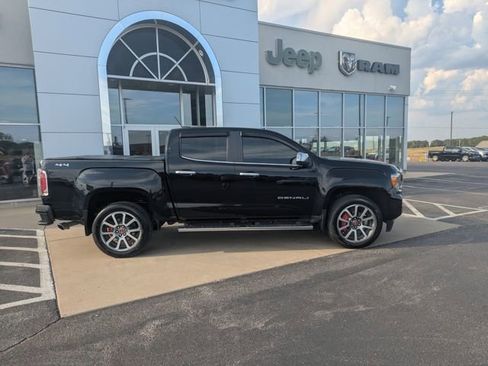 Used 2022 GMC Canyon Denali image 7