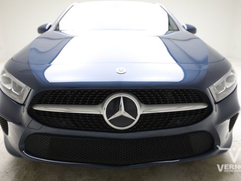 Used 2022 Mercedes-Benz A 220 image 8