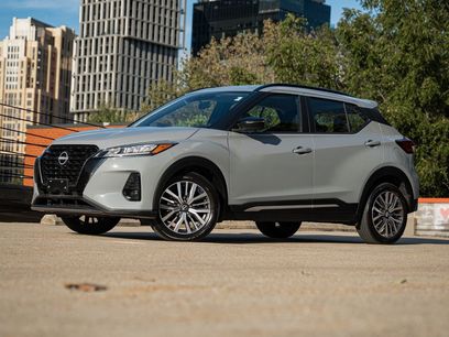Used 2024 Nissan Kicks SR