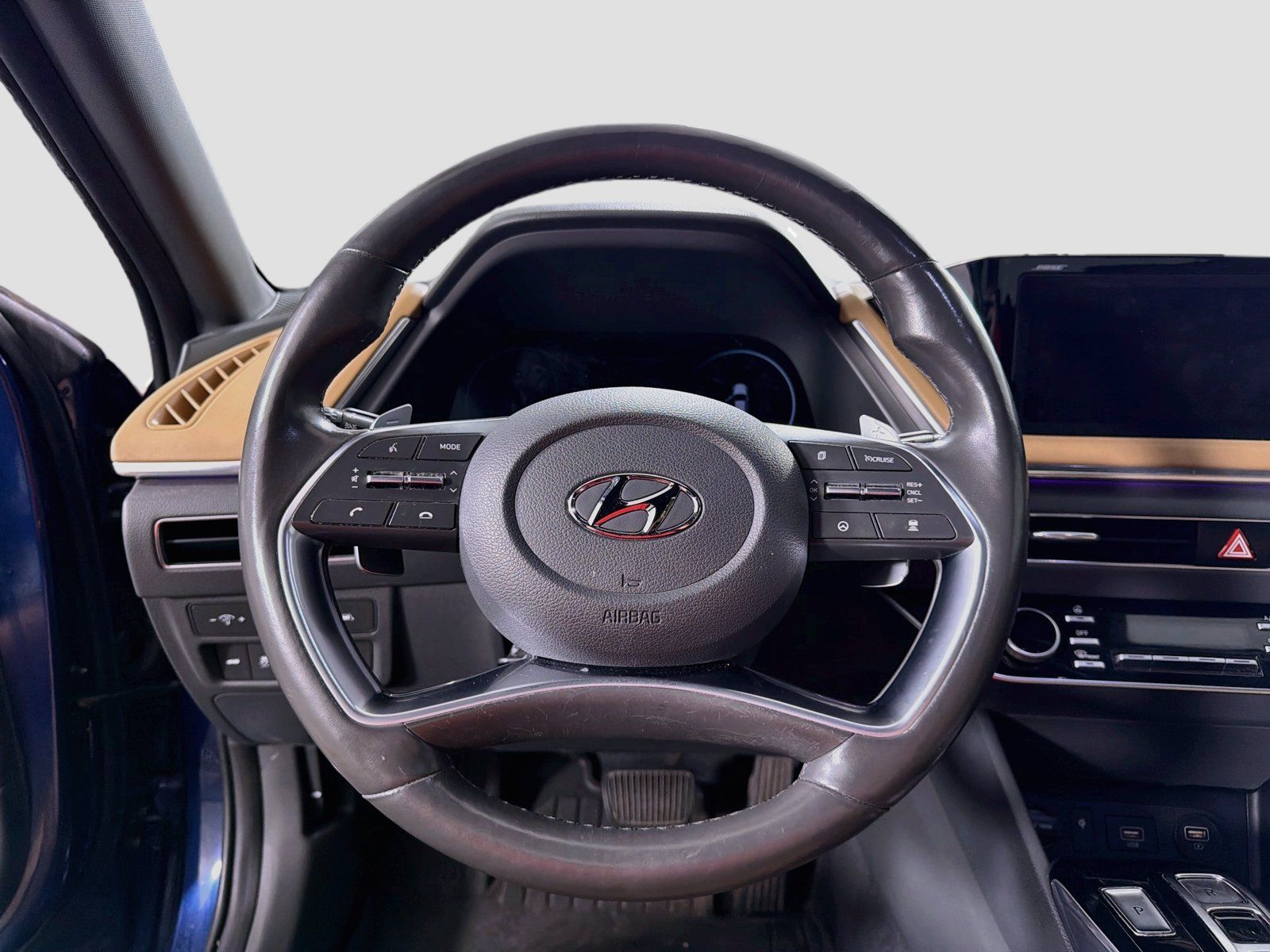 Used 2020 Hyundai Sonata Limited FWD image 13