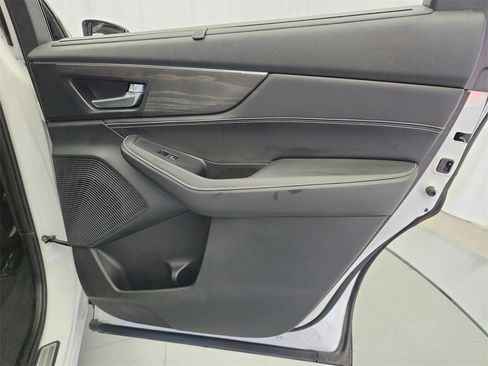 Used 2024 Acura MDX SH-AWD w/ Advance Package image 30