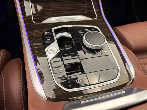 Used 2024 BMW X5 xDrive40i w/ Premium Package image 15