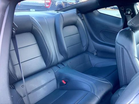 Used 2025 Ford Mustang GT Premium image 17