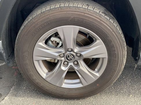 Used 2025 Toyota RAV4 LE image 29