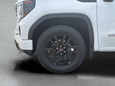 Used 2024 GMC Sierra 1500 Elevation AWD/4WD image 14