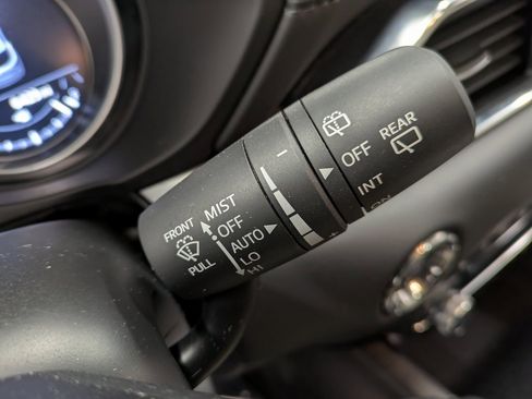 Used 2025 MAZDA CX-5 AWD 2.5 S w/ Preferred Package image 19