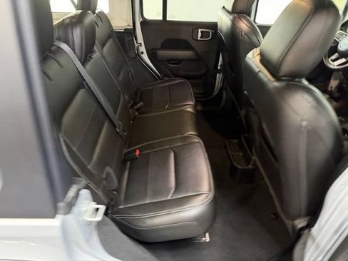 Used 2022 Jeep Wrangler Unlimited Sahara w/ Cold Weather Group AWD/4WD image 42