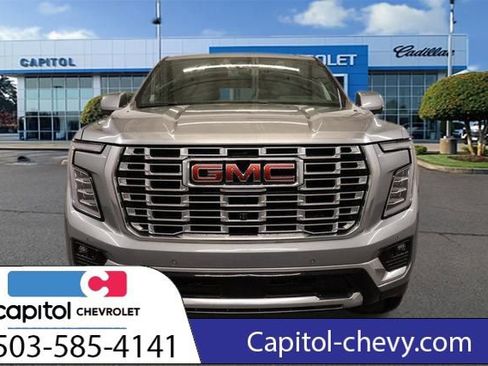 Used 2025 GMC Yukon Denali image 9