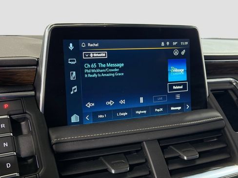 Used 2023 Chevrolet Tahoe Premier AWD/4WD image 16