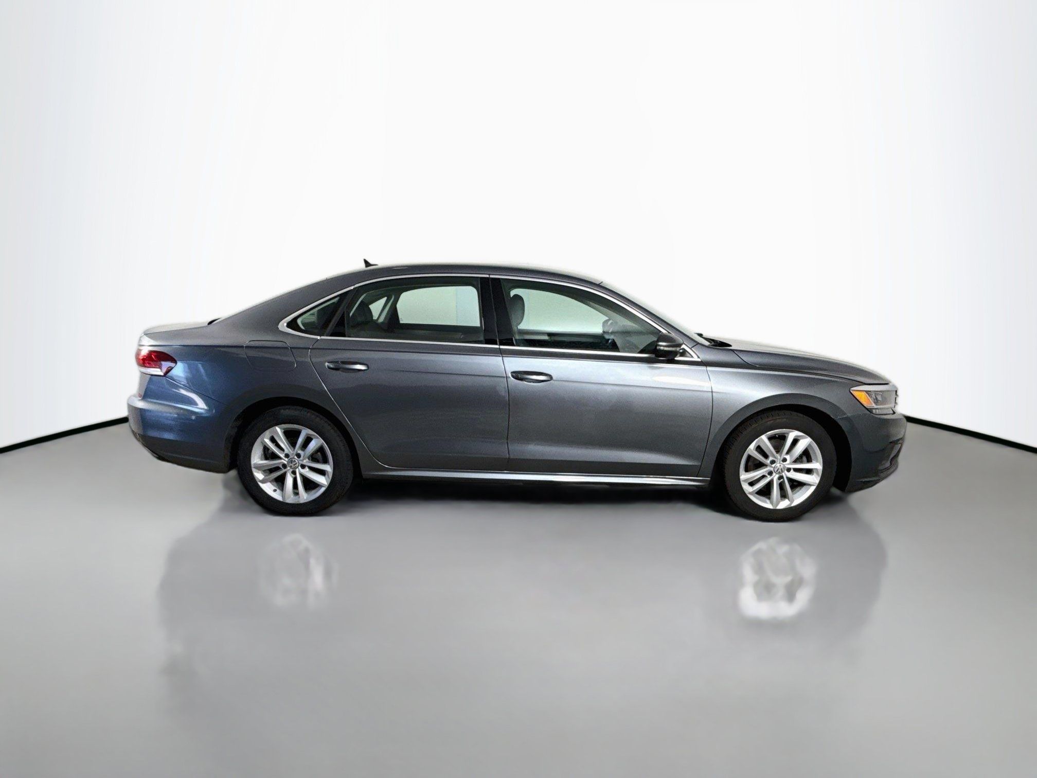 Used 2020 Volkswagen Passat 2.0T SE FWD image 11