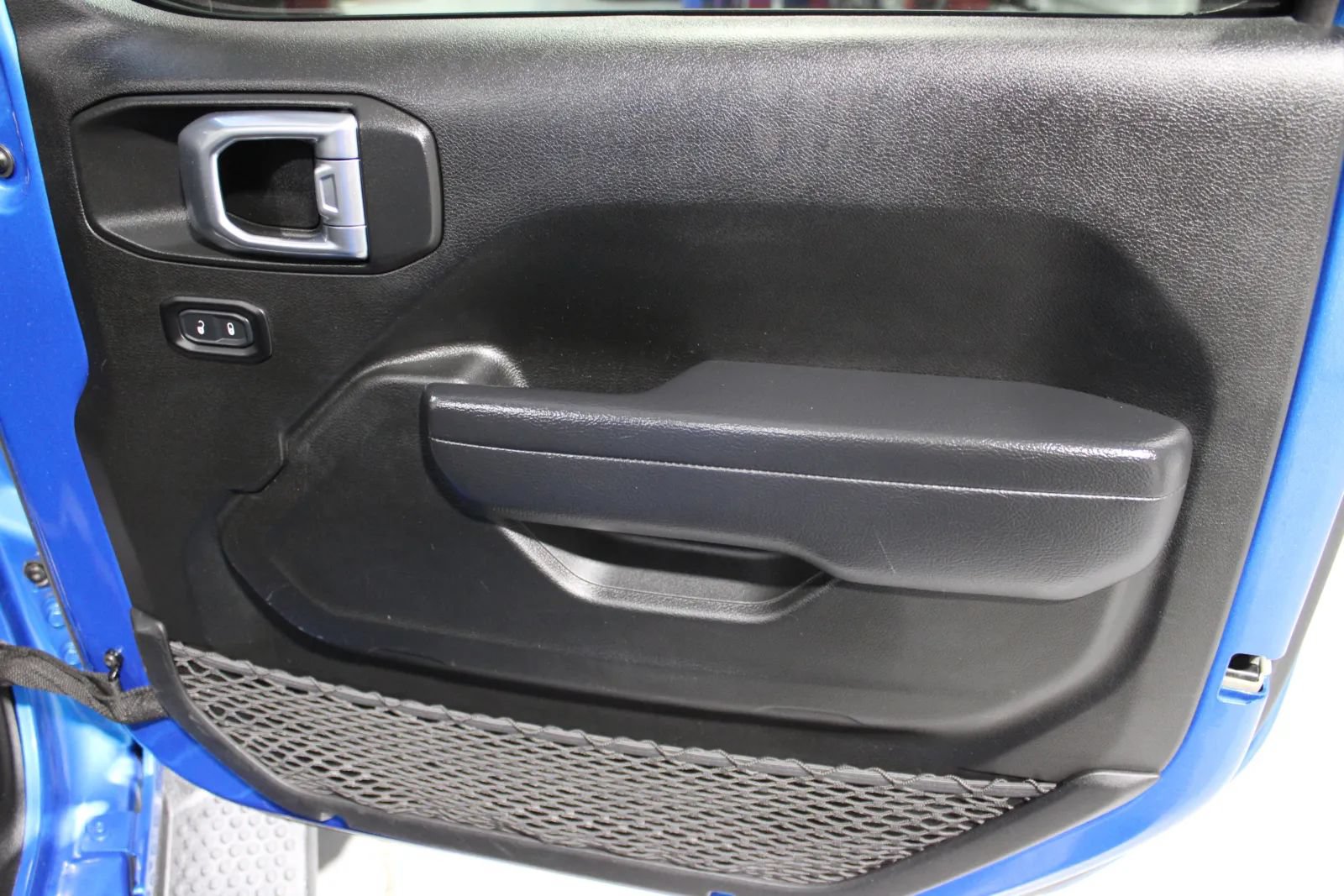 Used 2022 Jeep Wrangler Unlimited Sport AWD/4WD image 35