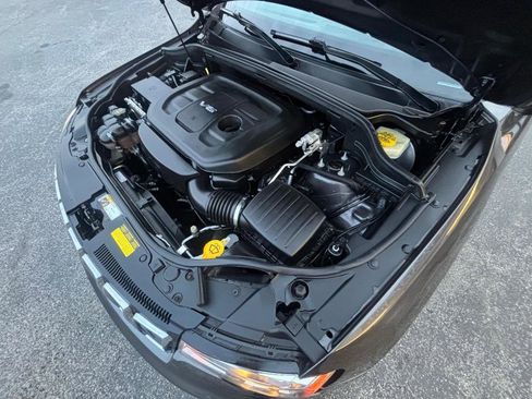 Used 2017 Jeep Grand Cherokee Laredo w/ Quick Order Package 2BE image 44