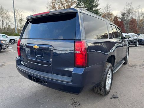 Used 2018 Chevrolet Suburban LS image 5