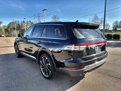 Used 2022 Lincoln Aviator Reserve w/ Equipment Group 201A image 6