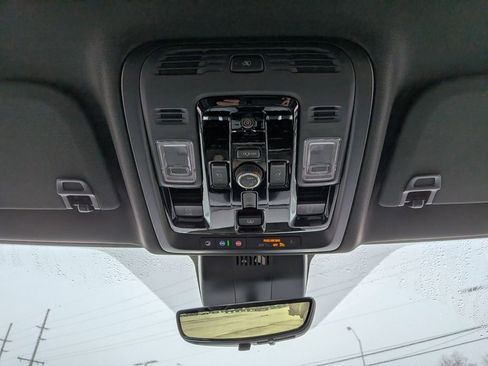 New 2026 GMC Yukon XL Denali w/ Denali Reserve Package image 32